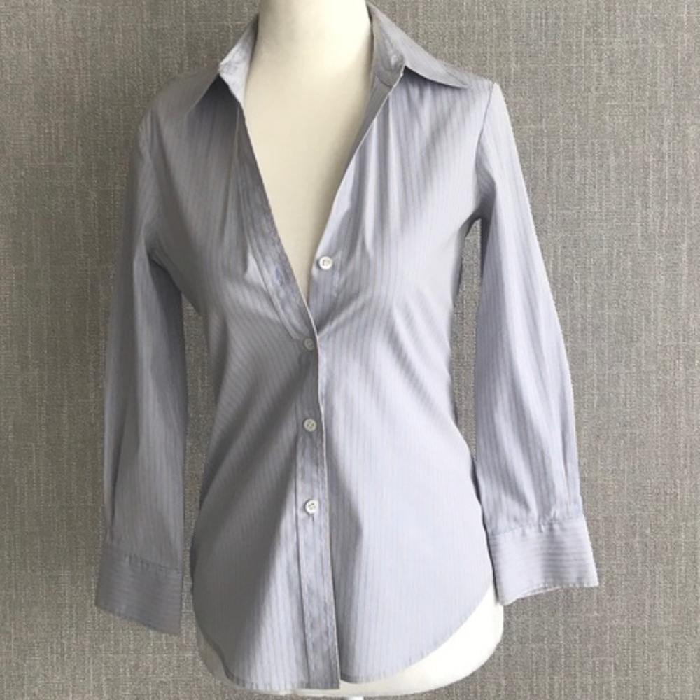 Theory Larissa Long Sleeved Button Down Shirt ⭐️